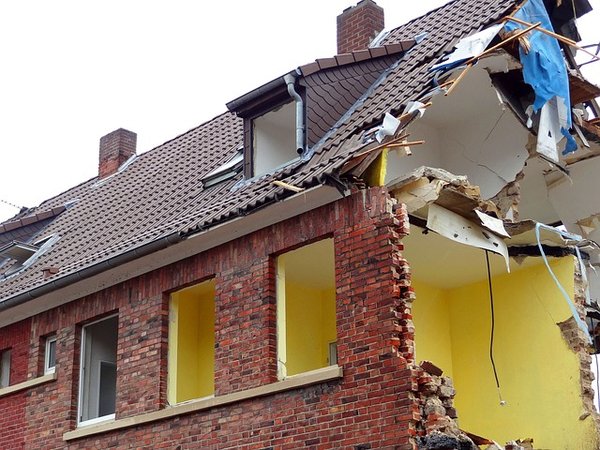 Pourquoi isoler sa maison : le guide essentiel pour des intérieurs confortables et éco-énergétiques