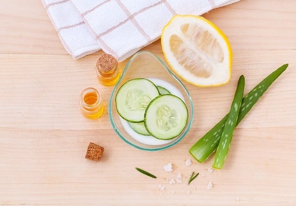 Astuces pour un ménage écologique: La maison propre, l'environnement heureux